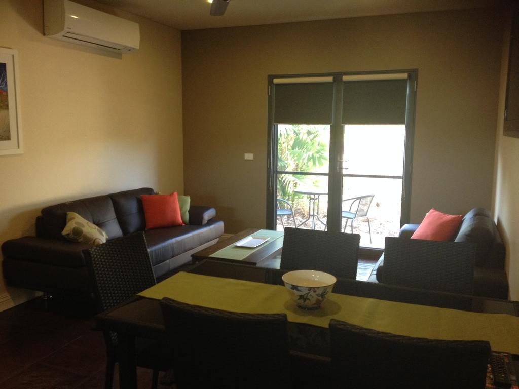Breezes Apartments Broome Eksteriør bilde
